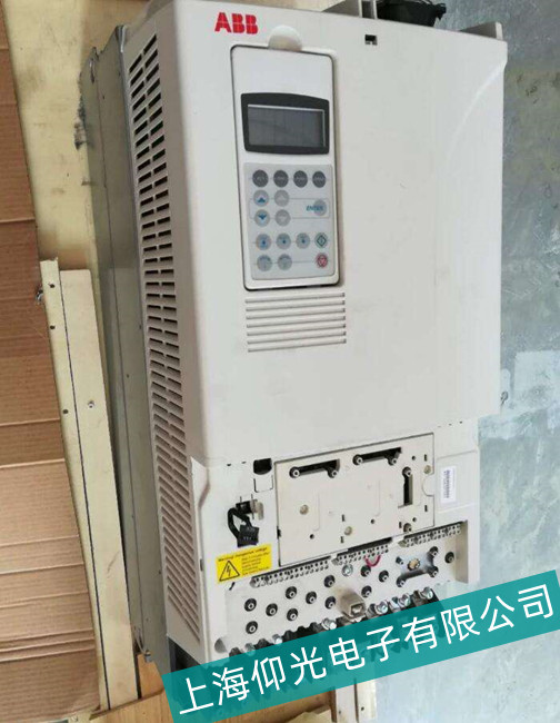 ����ABB ACS400׃�l��ɢ�����^����Ϸ����S��