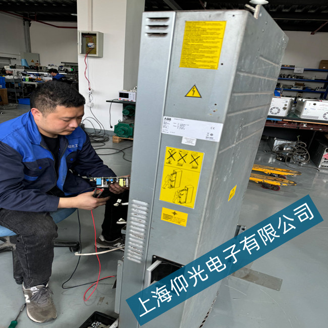 ɽ��ABB׃�l��ACS580���ʅ���(sh��)�e�`���ϾS��оƬ���S��