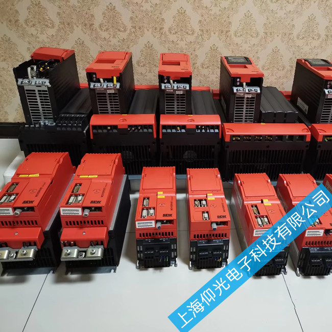 SEW變頻器上電無顯示故障深度解析與維修策略
